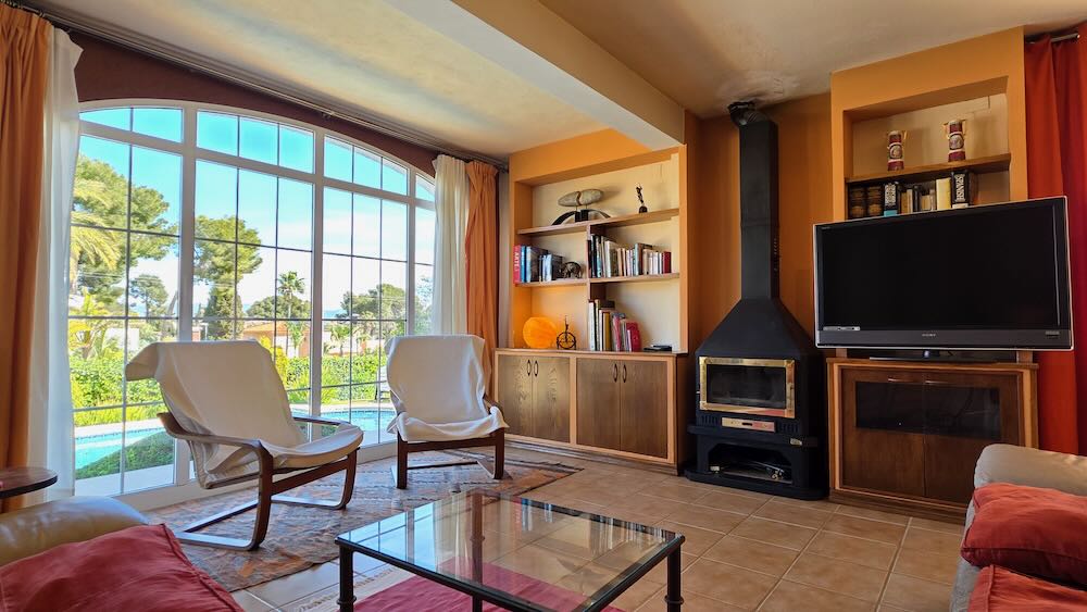 Only Missing a Full Sized Snooker Table